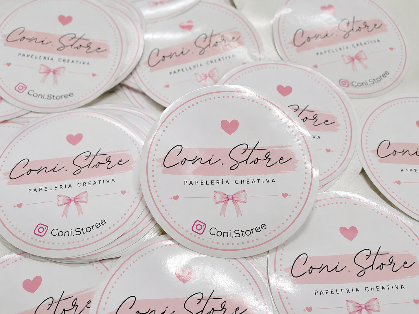 🏷️ Stickers Personalizados | Dale identidad a cada detalle